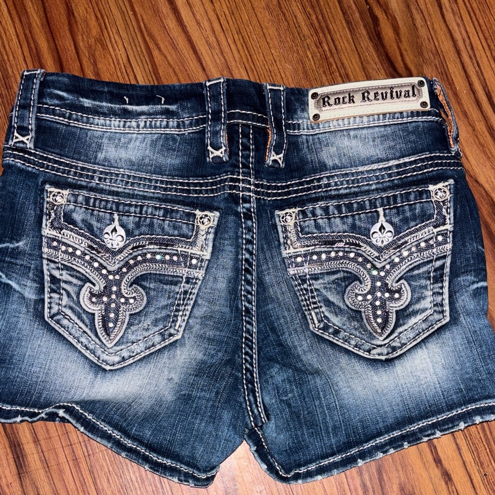 SOLD - Picture 1 of 2